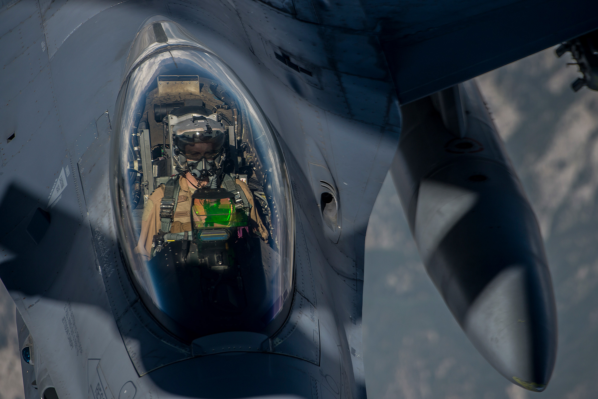 USAF F-16 Fighting Falcon pilot