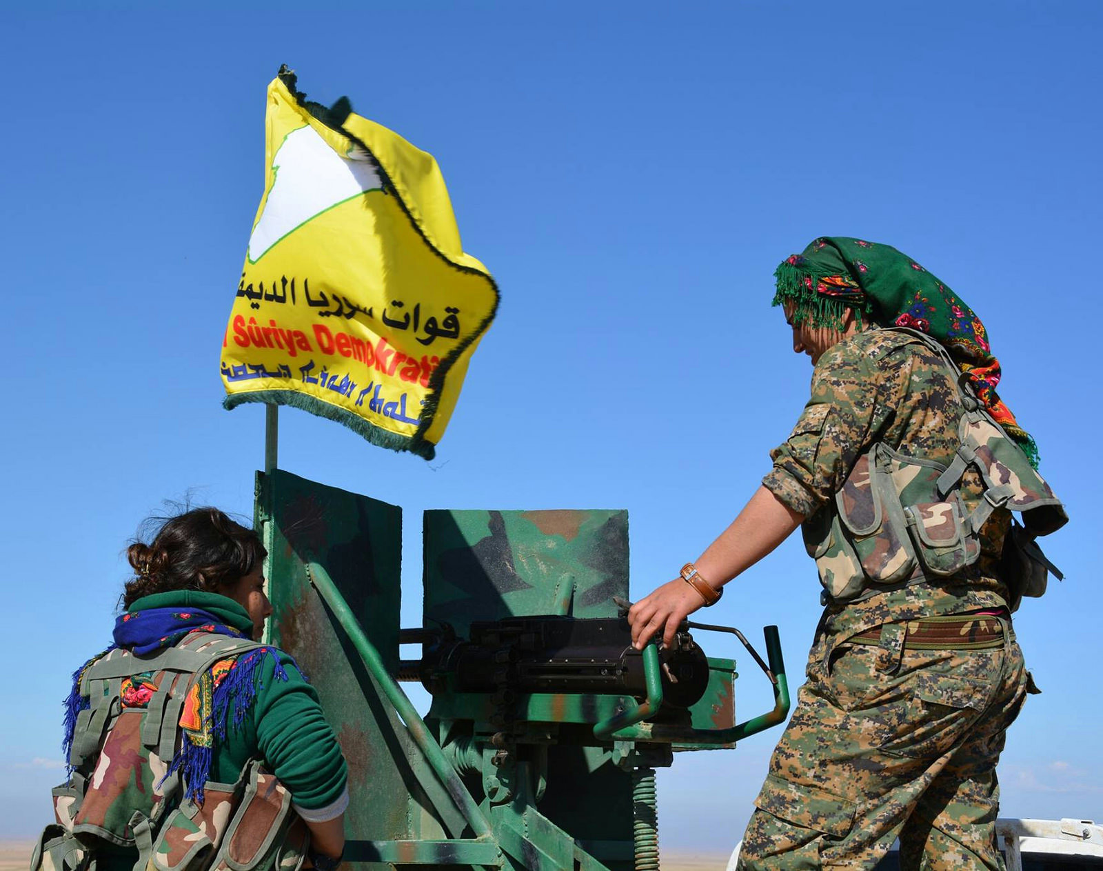 Syrian YPJ fighters