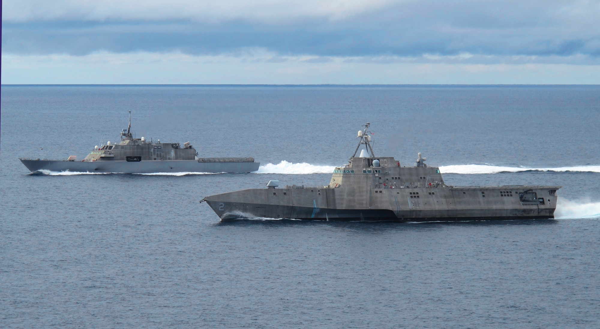 Littoral combat ships USS Freedom (LCS 1) and USS Independence (LCS 2)