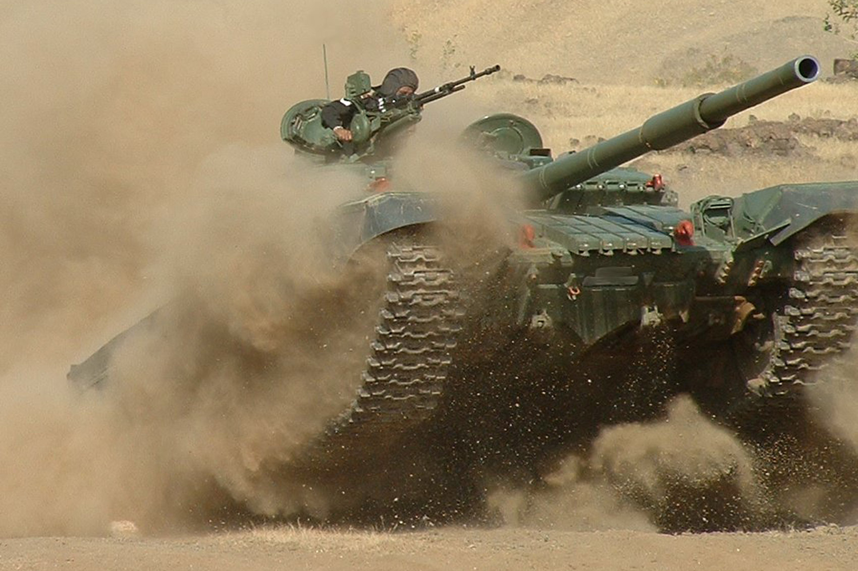 India To Buy More Than 1 700 Tanks To Replace T 72 Fleet The Defense Post