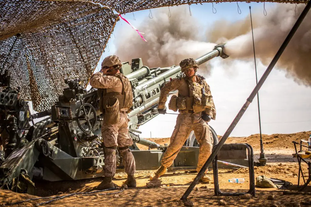 US Marines fire M777 howitzer in Syria