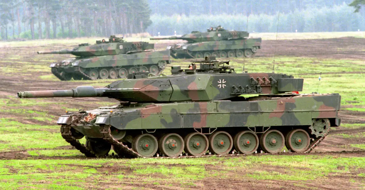 German Leopard 2 tanks