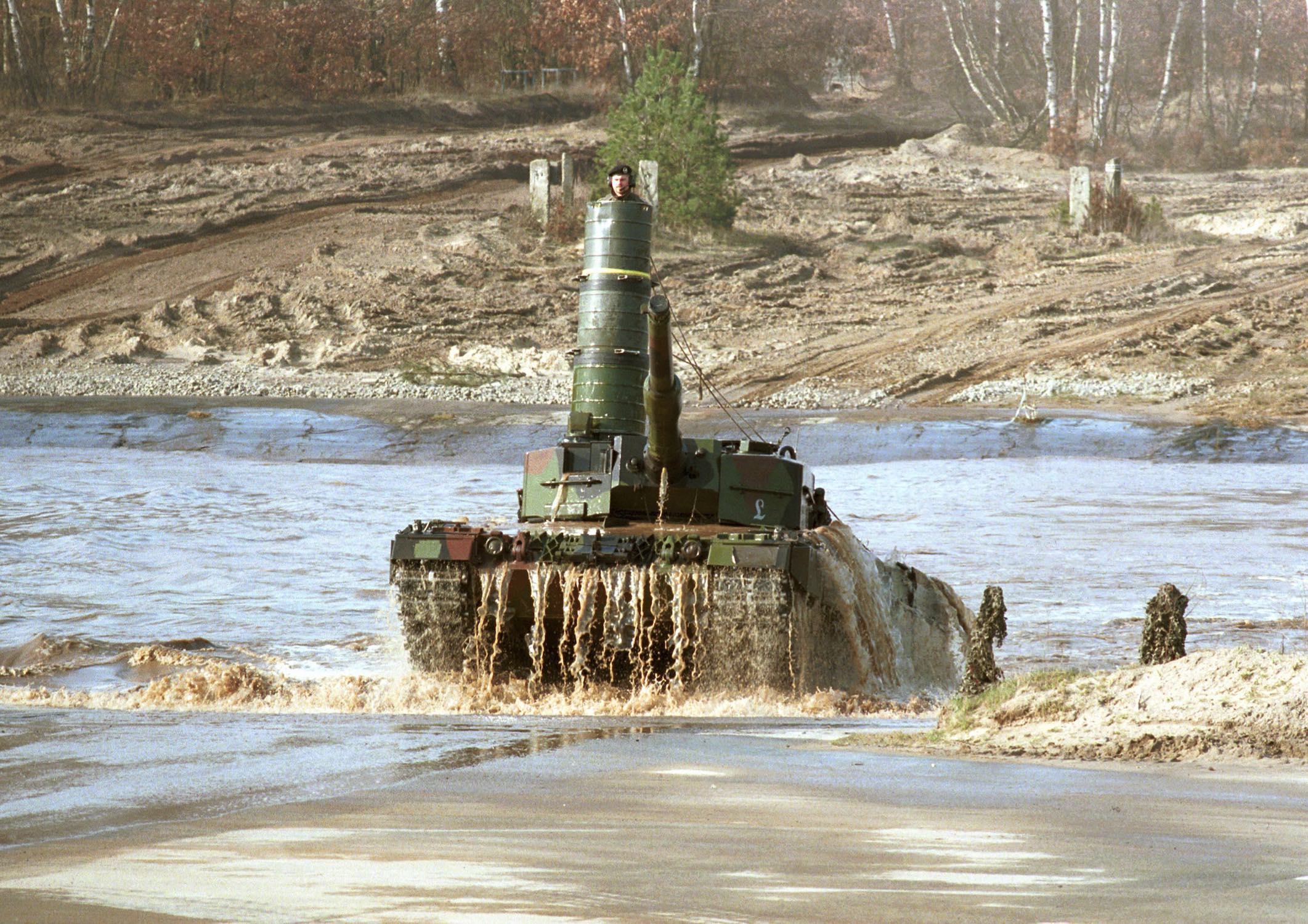German Leopard 2 tank with turret snorkel