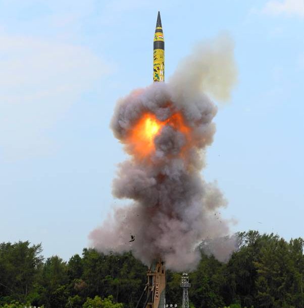 India test Agni-5 ballistic missile