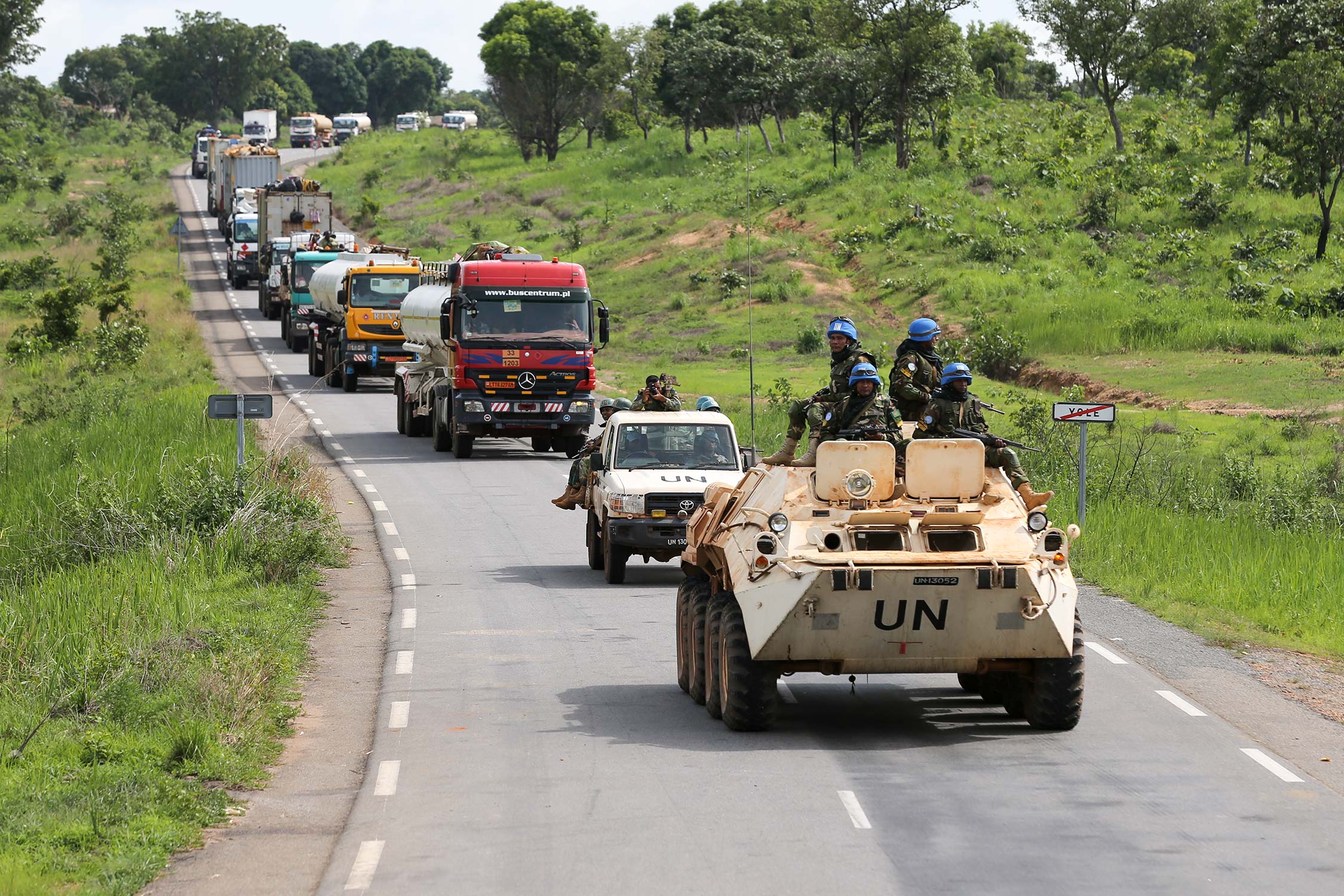 UN Minusca escorts convoy from Cameroon to Central African Republic