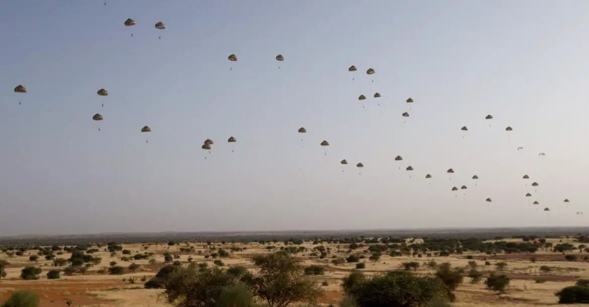 French troops parachute into the Menaka region of Mali