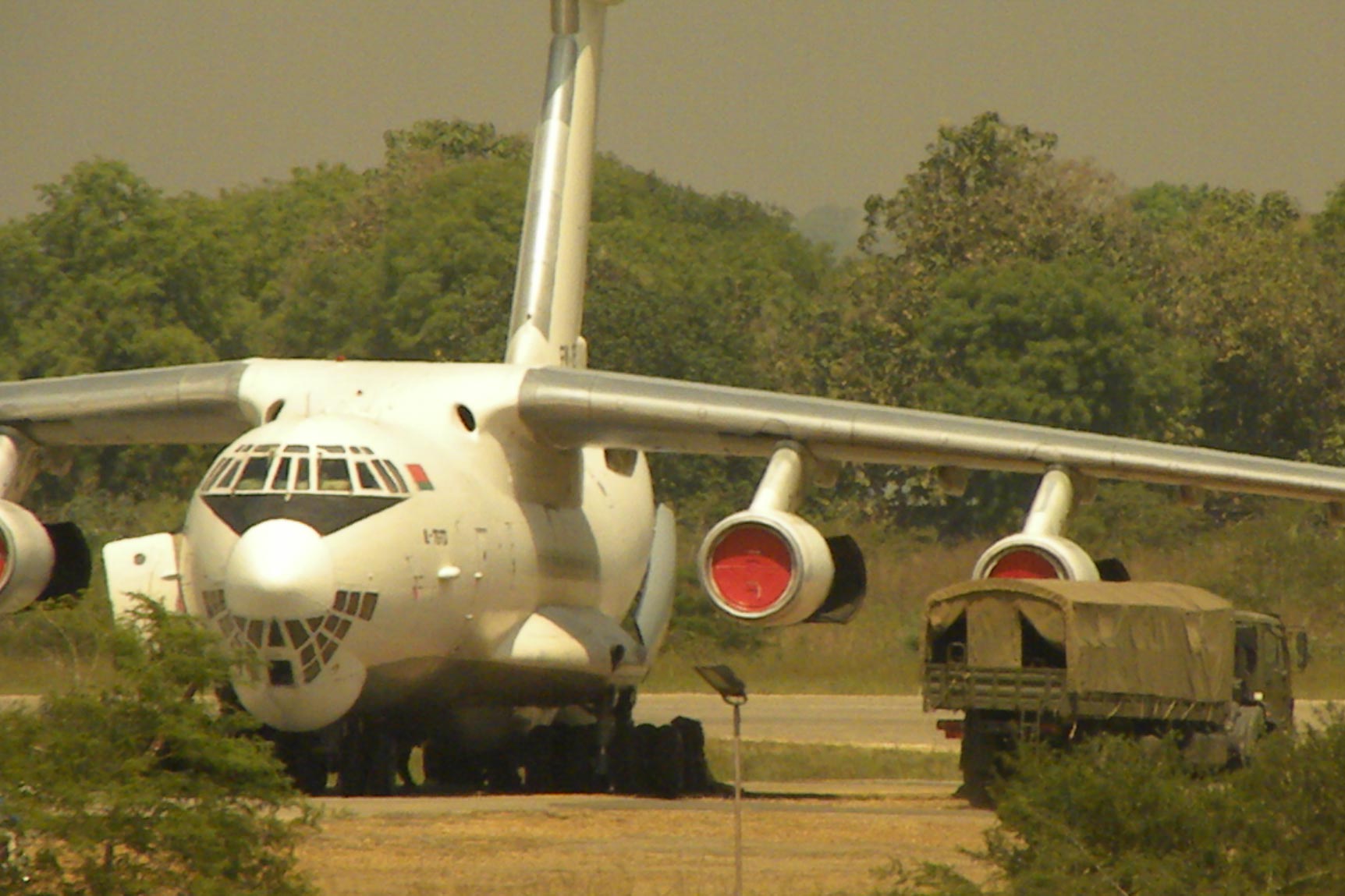 Ilyushin-76 aircraft off-loading ammunition crates in Juba