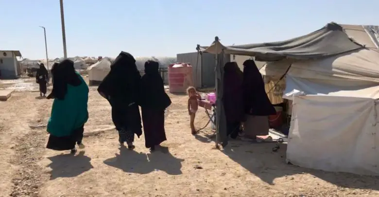 Women in al-Hol camp