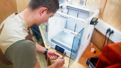 French soldier 3D prints parts in Gao, Mali