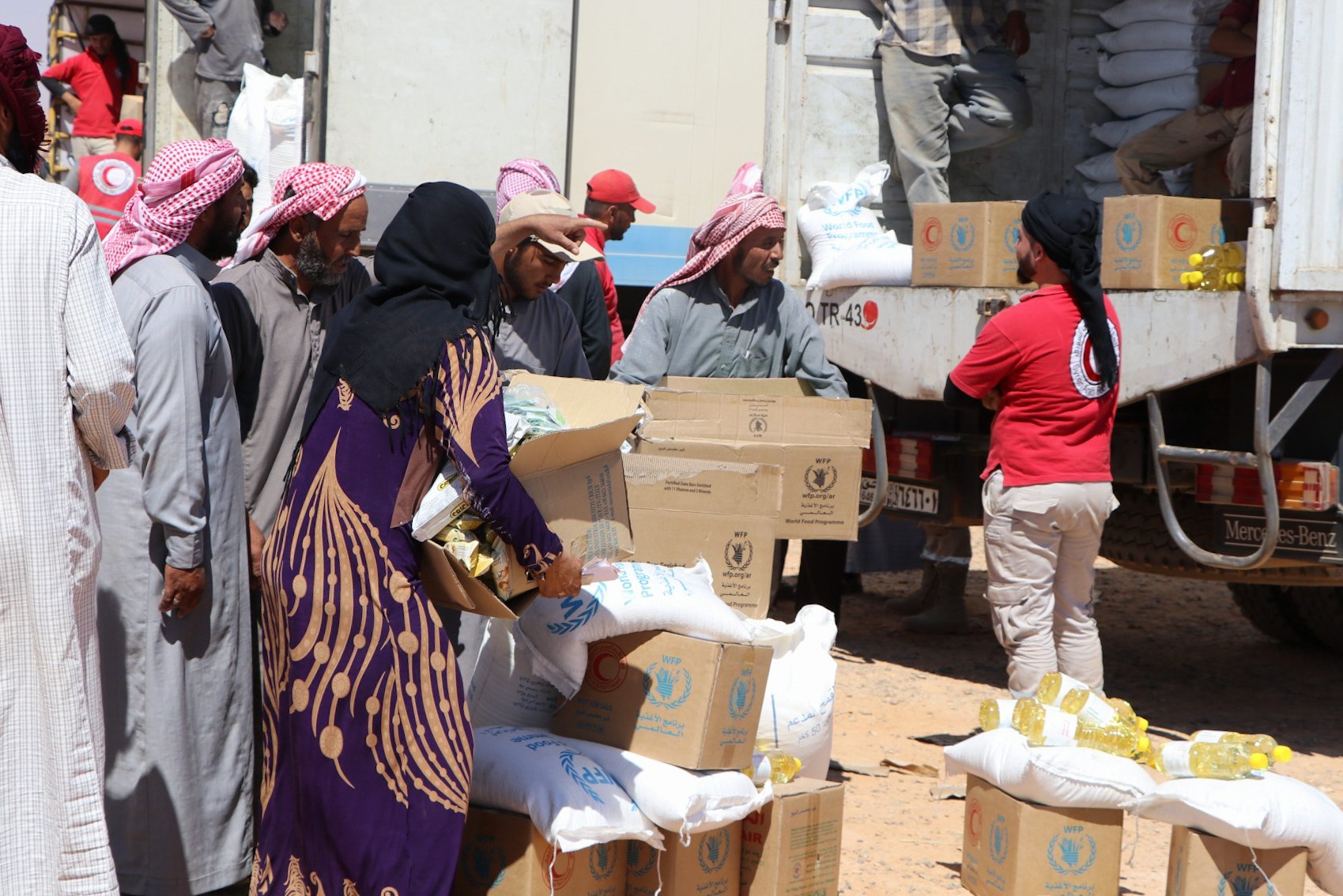 UN and SARC aid to Rukban
