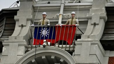 Taiwan military with flag. Photo: Sam Yeh