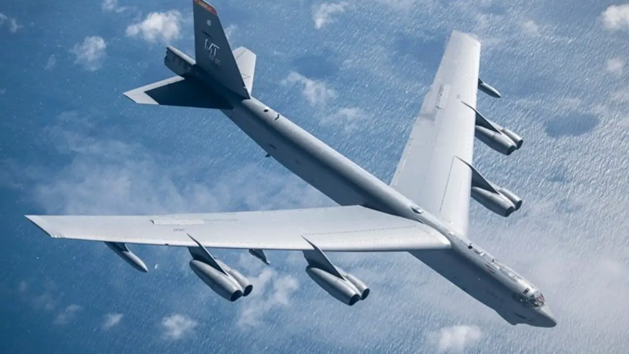 Boeing Selects Collins Aerospace to Upgrade B-52 Bombers