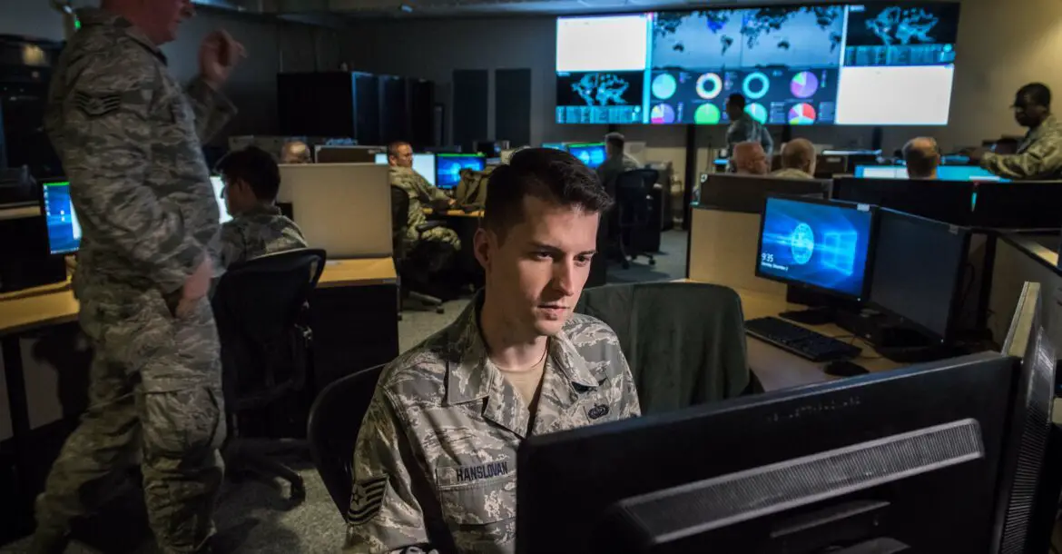 US Air Force soldiers and cyber-warfare specialists