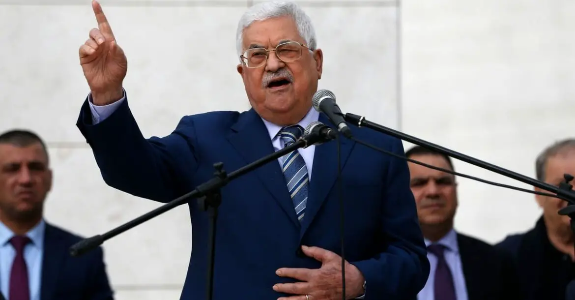 Palestinian President Mahmoud Abbas gives a speech