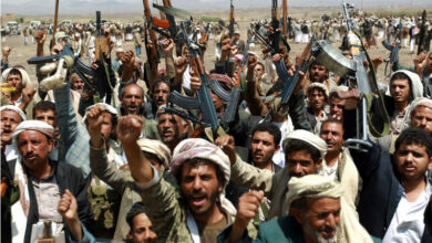 Houthi fighters