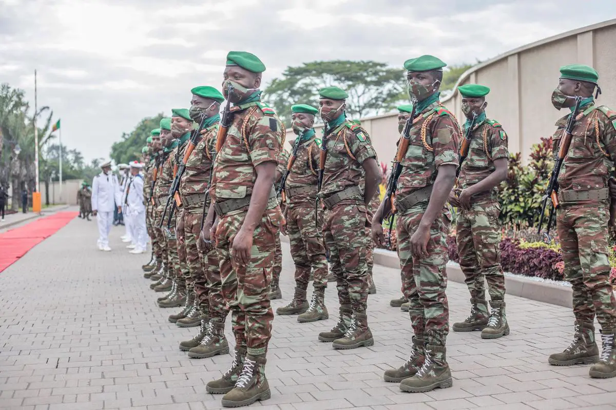 Benin soldiers