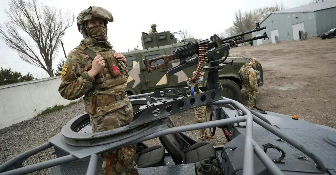 Ukrainian National Guard servicemen take part in a military drill