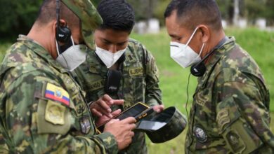 Ecuadorian Army soldiers utilize new demining equipment in the field