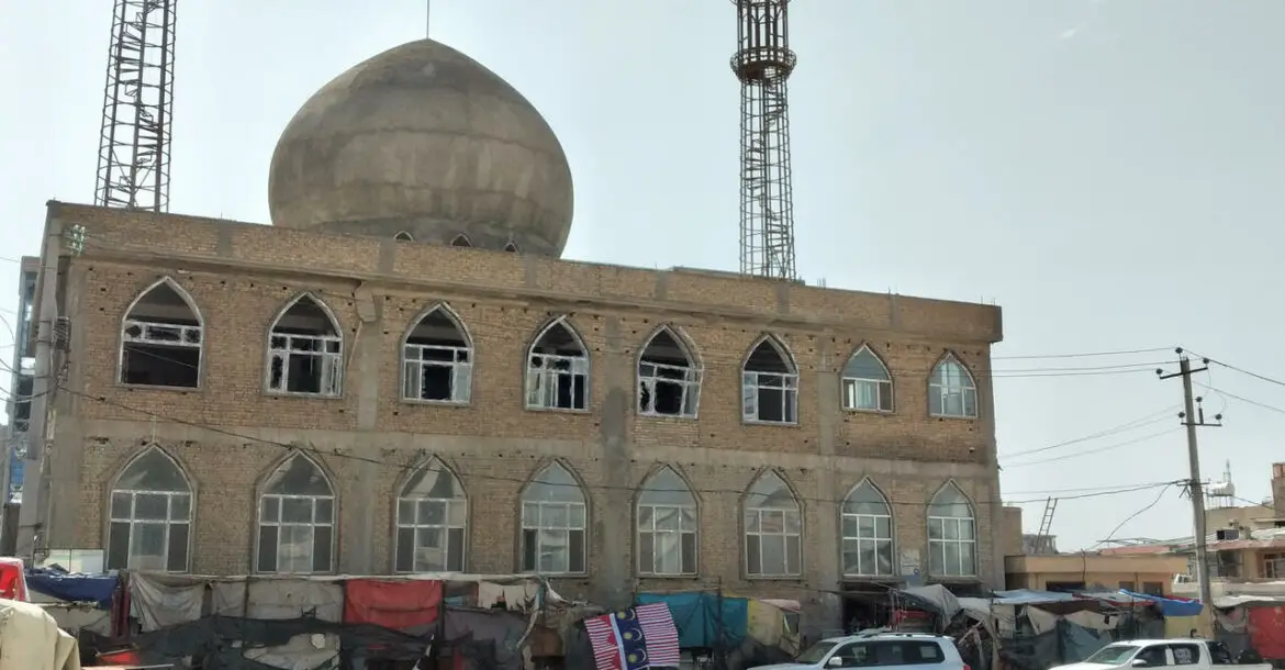 Seh Dokan mosque in Mazar-i-Sharif, Afghanistan