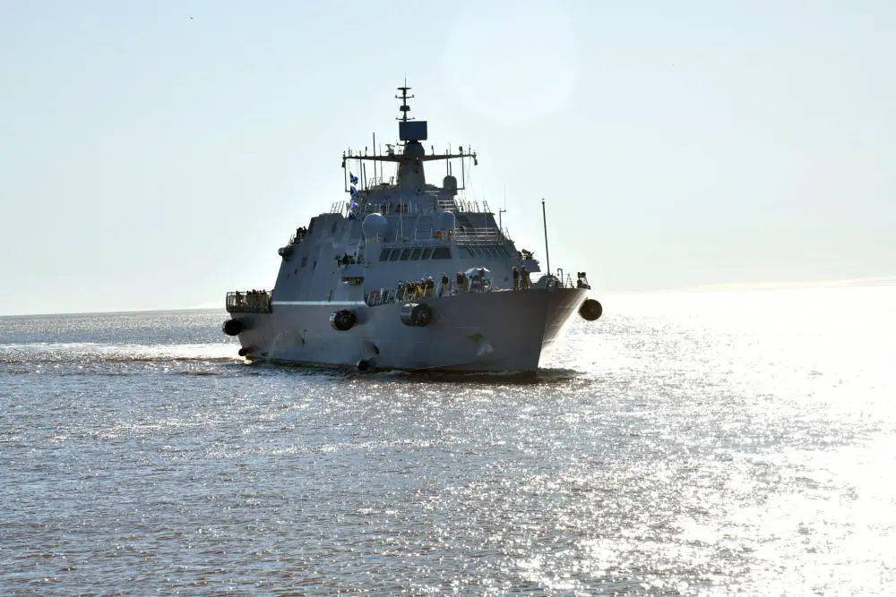 The future USS Minneapolis-Saint Paul (PCU LCS-21) arrives in Duluth