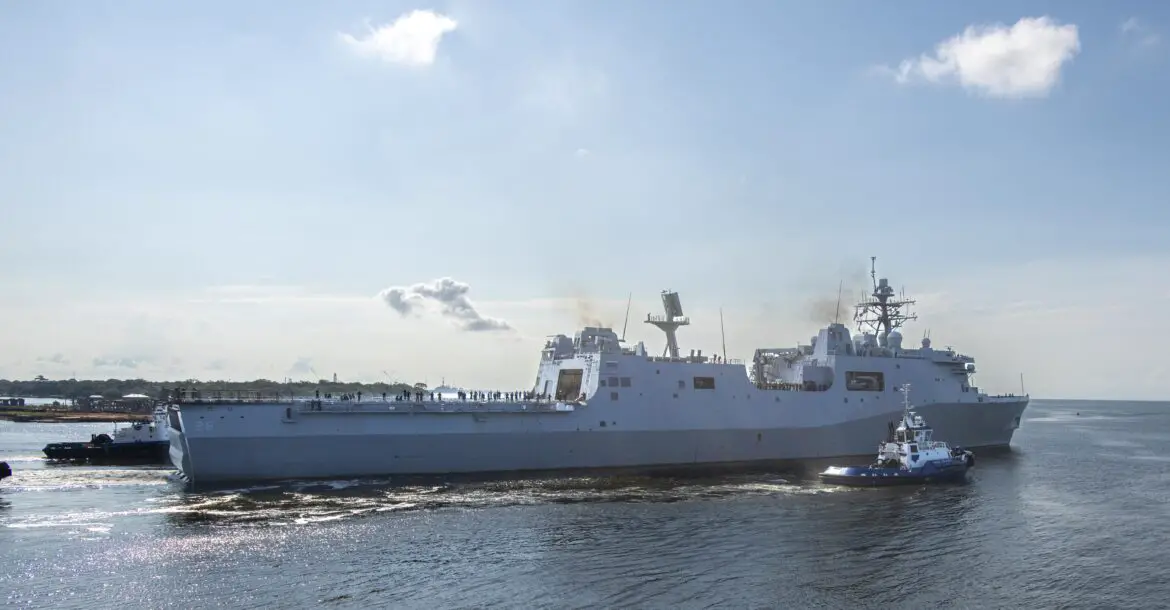 San Antonio-class amphibious transport dock Fort Lauderdale (LPD 28) departs HII’s Ingalls Shipbuilding division.