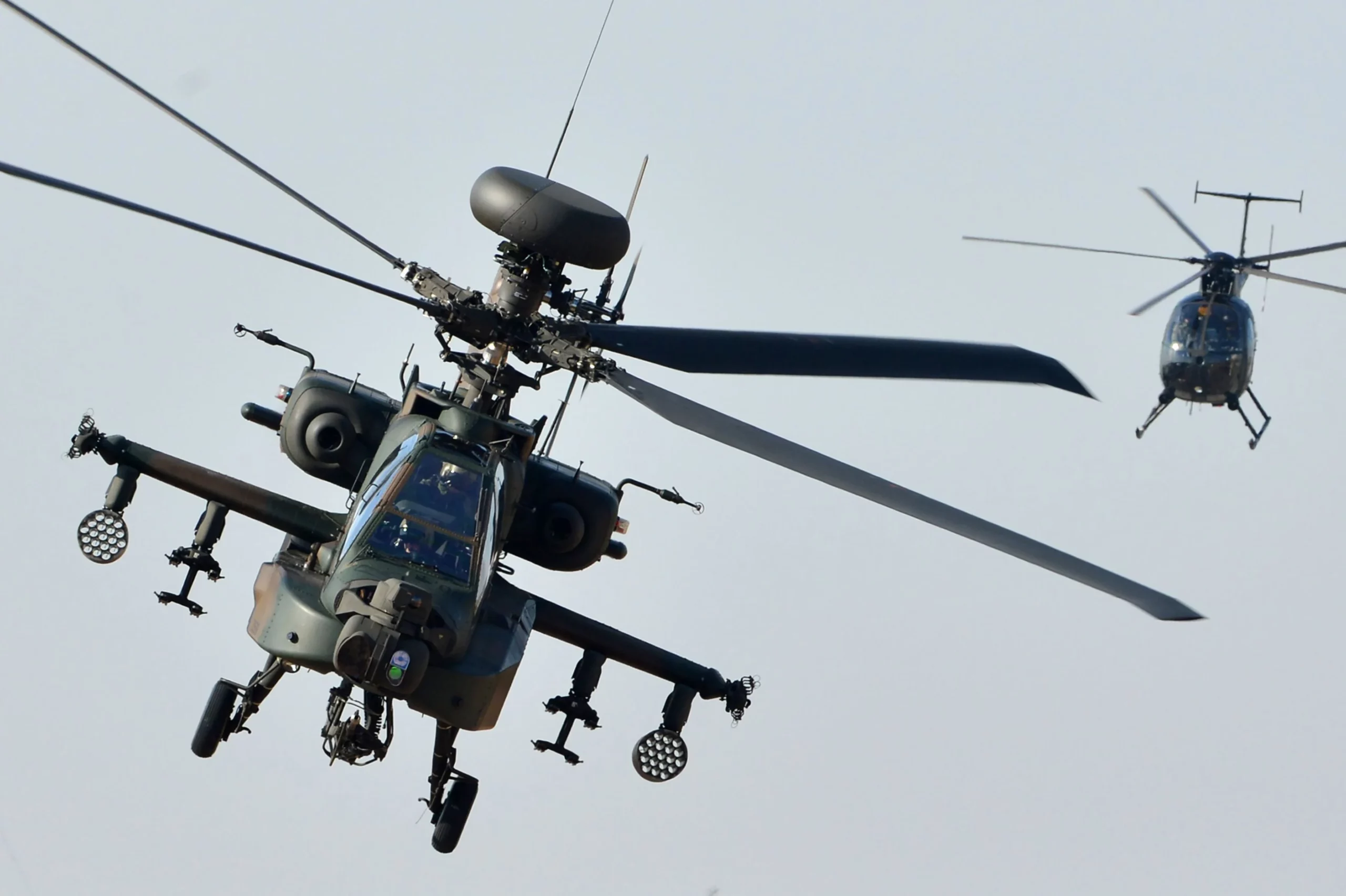 An AH-64 Apache attack helicopter.