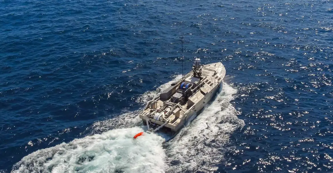 Textron unmanned vessel