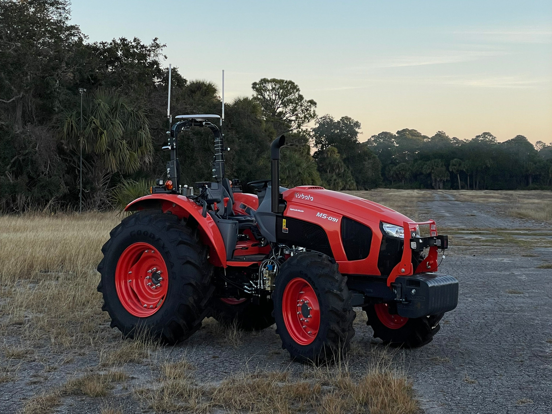Sabanto_Delivers_Autonomous_Tractor