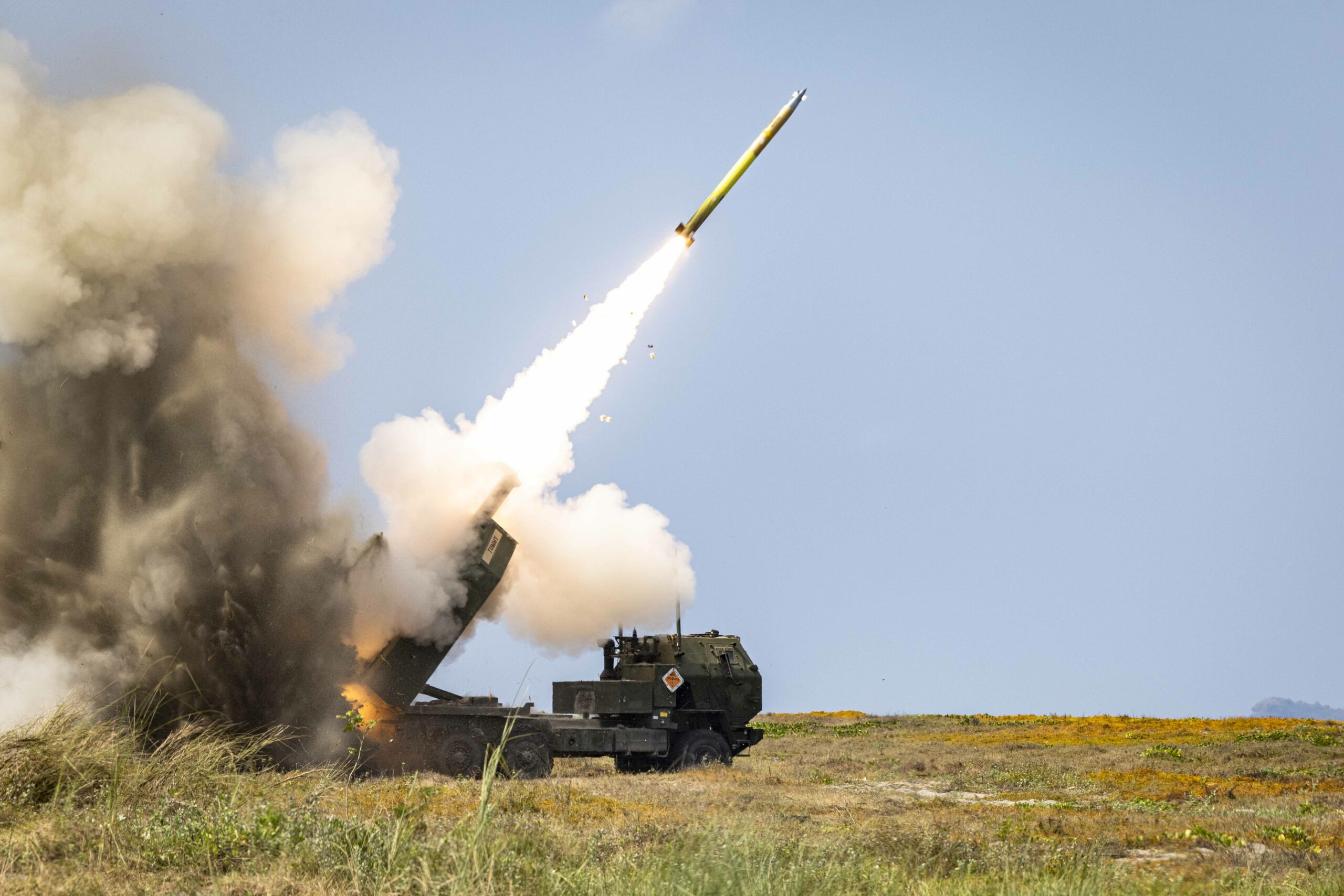 US HIMARS fires during a littoral live fire event