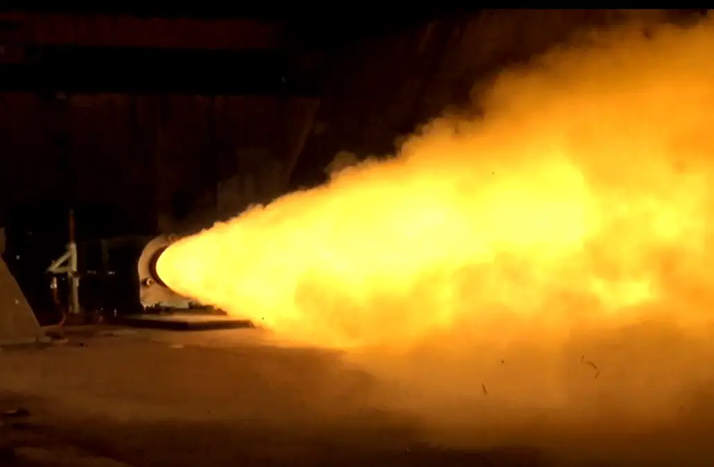 Zeus 1 solid rocket motor under static live-fire test