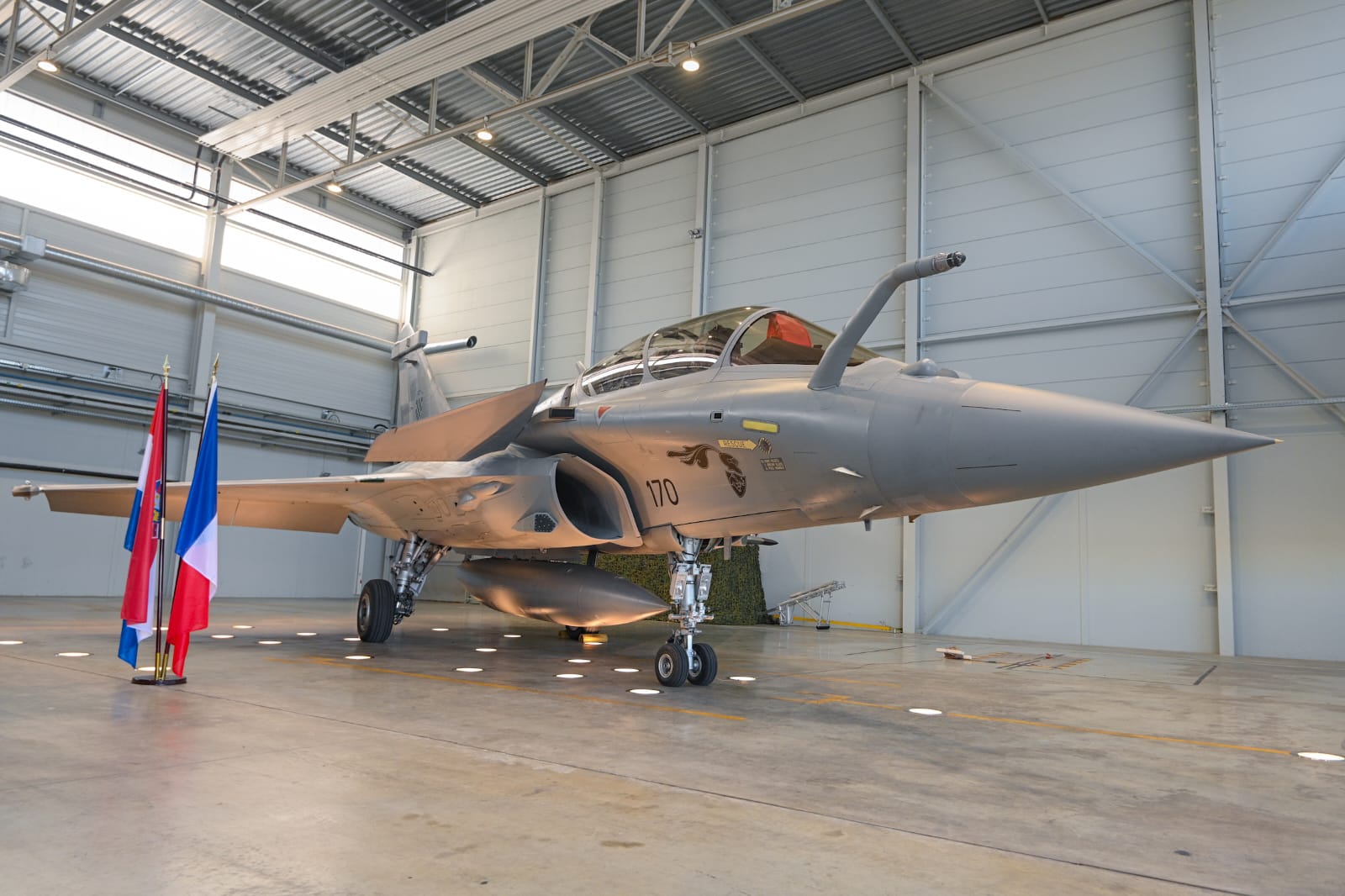Croatia's first Rafale multirole combat jet received from the French government
