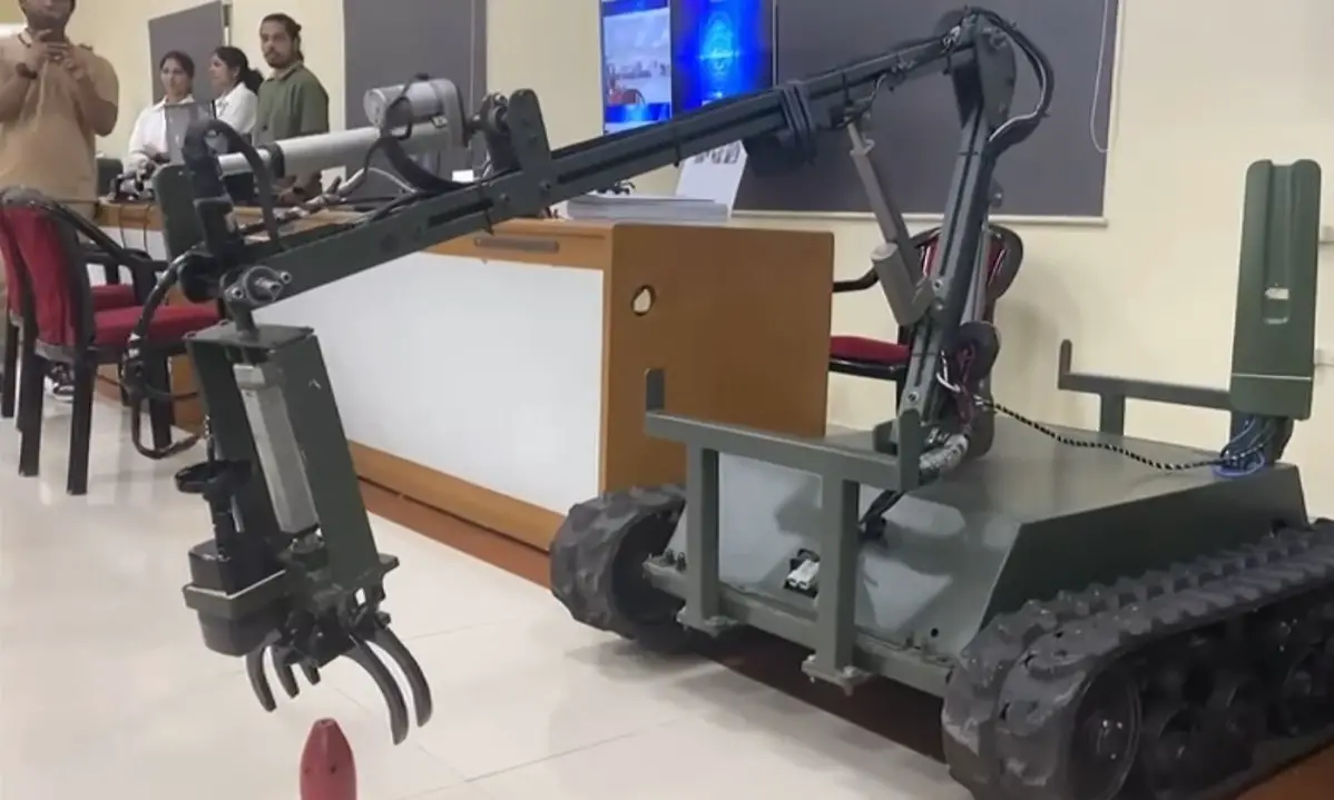 Indian Military Unveils ‘Robotic Buddy’ for Battlefield Missions